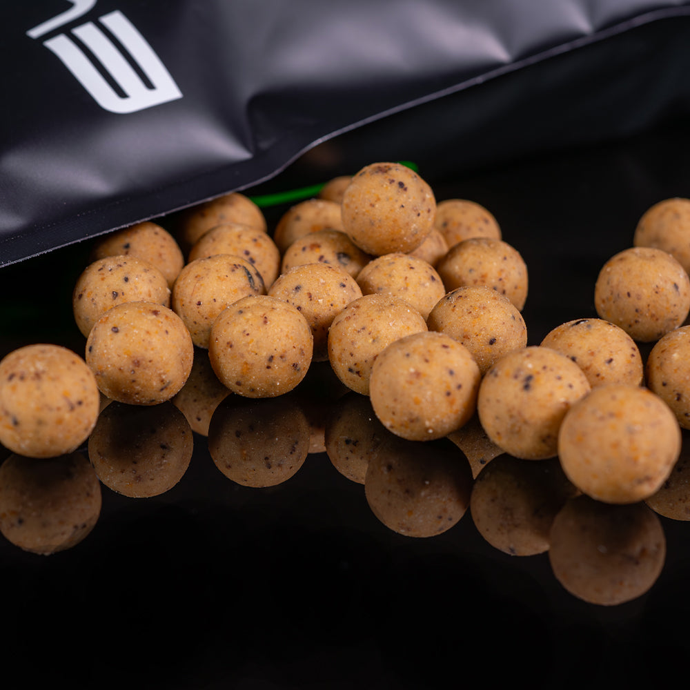 Elevate Baits Maple & Mulberry Boilies