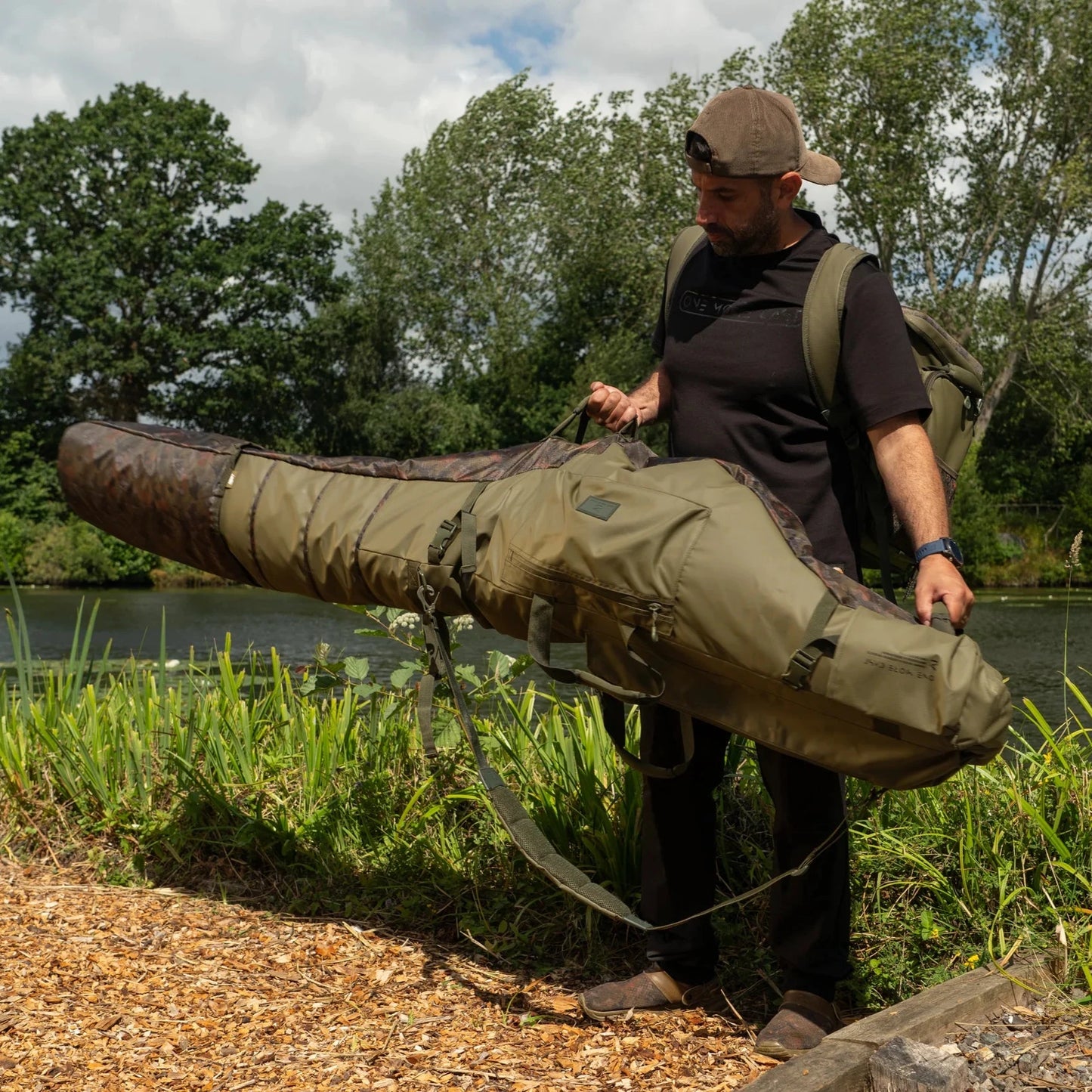 HEIST Extendable Rod Holdalls