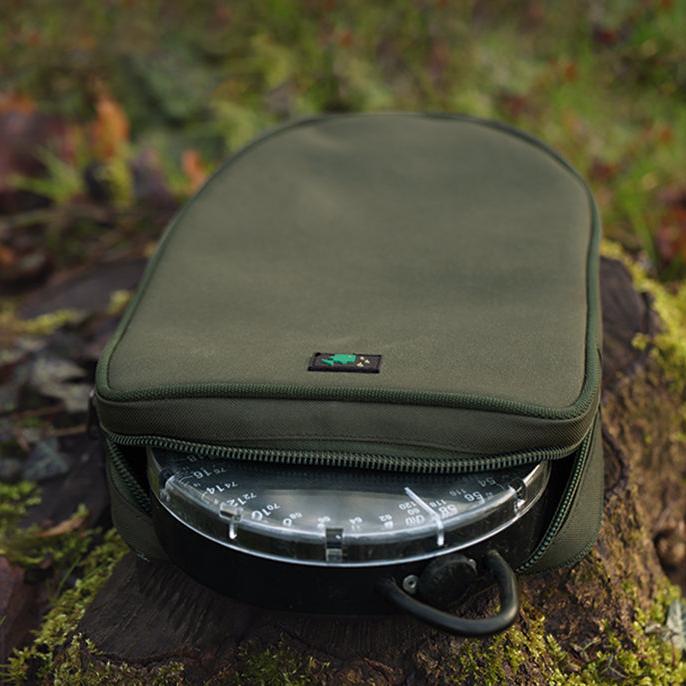 OLIVE 600D SCALES POUCH