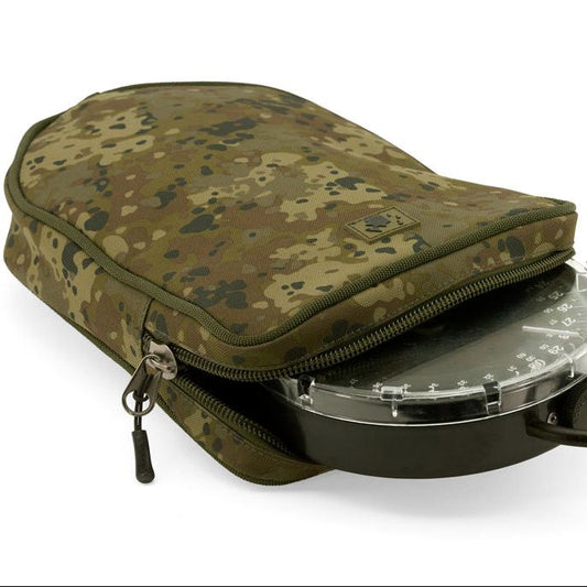 600D CAMFLECK SCALES POUCH