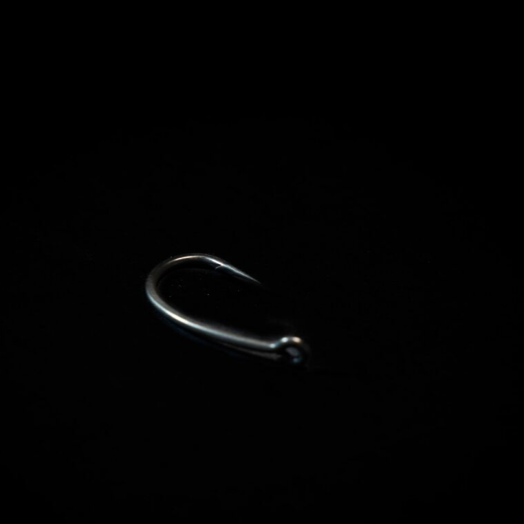 Dagger Curve Shank Hook size 4