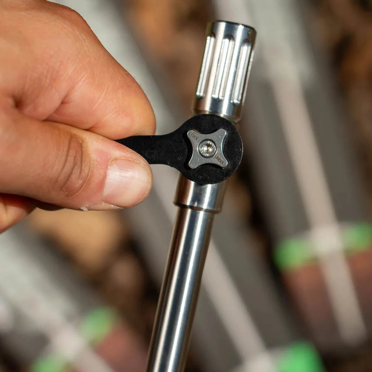 HEIST Stainless Steel Auger Point Banksticks